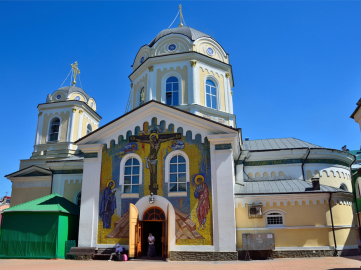 Петропавловский собор - храм святого Луки