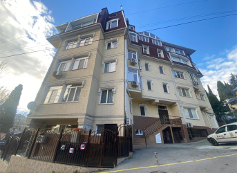 1-квартира в доме рядом с Санаторием №3